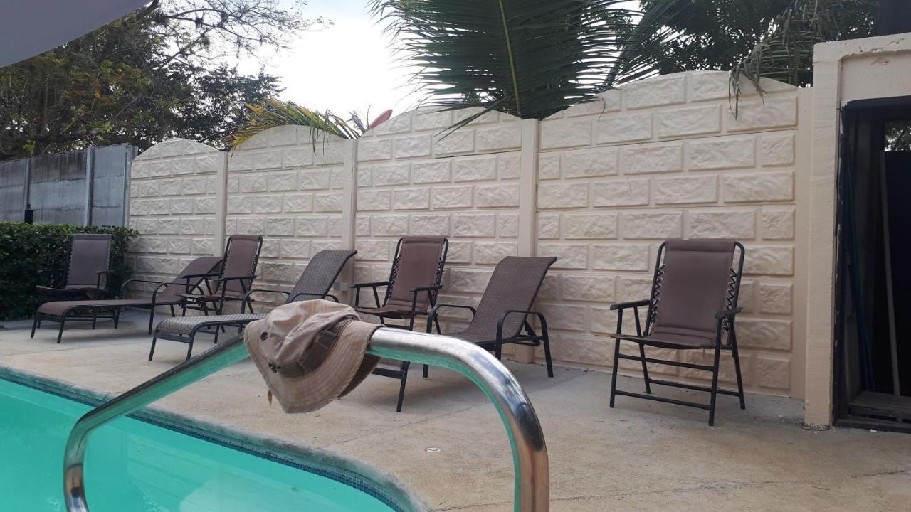 Chalet San Juanillo Luaran gambar